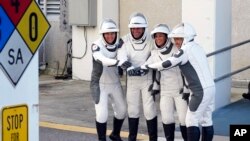 Новый экипаж МКС перед стартом SpaceX Crew5. 5 октября 2022 г. 