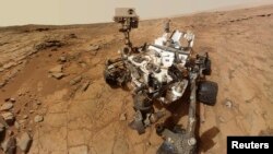 Марсоход Curiosity на Марсе. 3 февраля 2013 г.