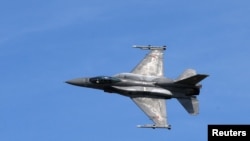 F-16 